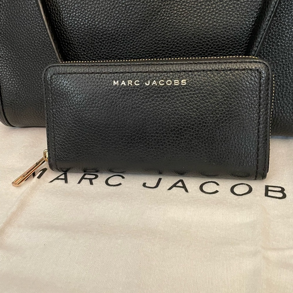 Stunning large chain tote & wallet set - Picture 9 of 14